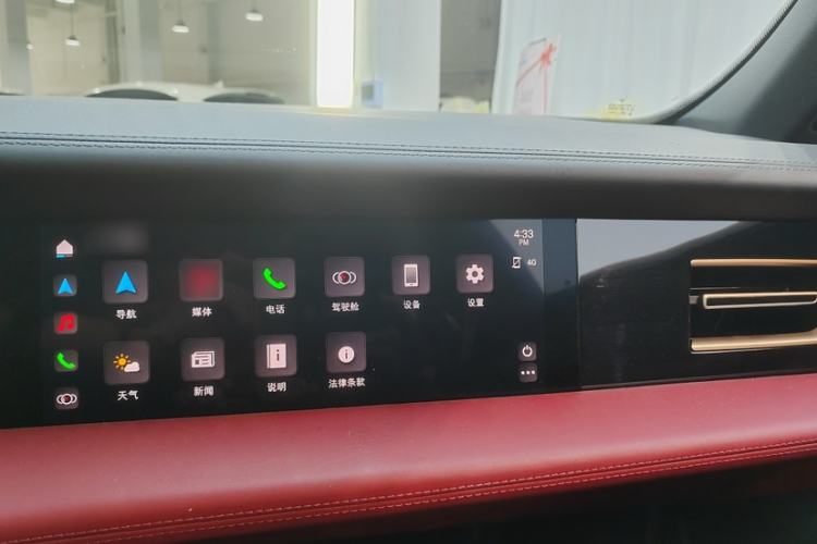 Used Porsche Taycan 2022-Year Updated Taycan Interior 4