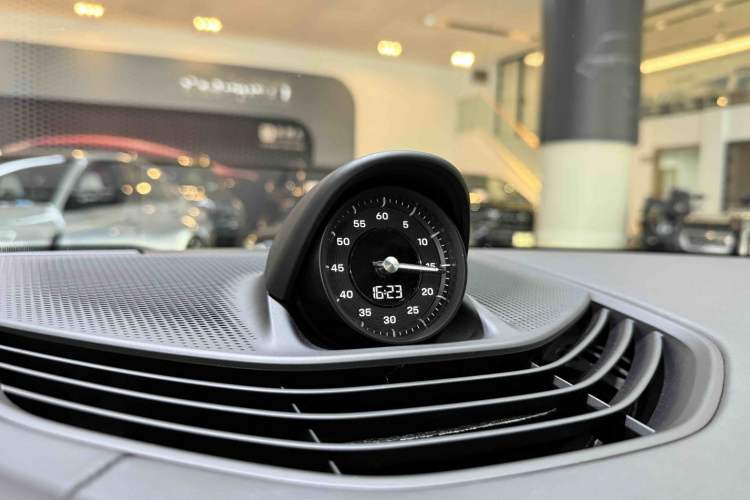Used Porsche Taycan 2022 Taycan Interior 7