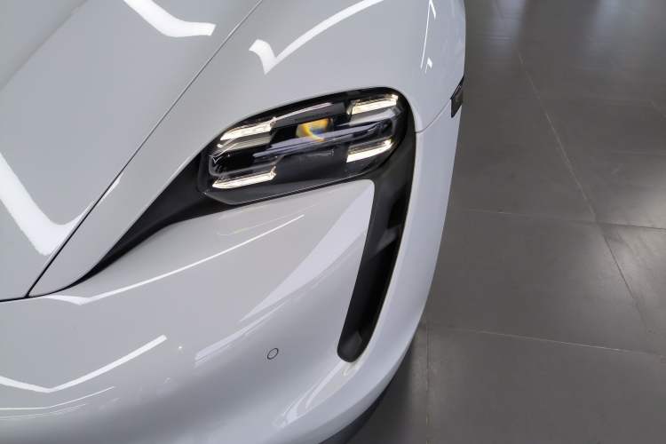 Used Porsche Taycan 2022 Taycan Left Front Headlight