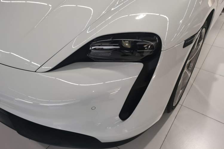 Used Porsche Taycan 2022 Taycan Left Front Headlight