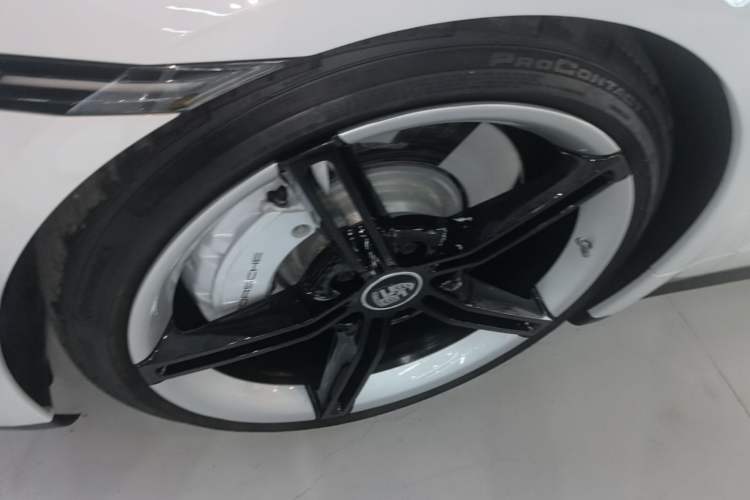 Used Porsche Taycan 2022-Year Updated Taycan Left Front Wheel Hub