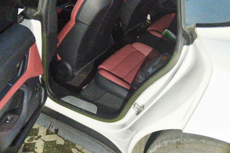 Used Porsche Taycan 2022-Year Restyled Taycan 4S Left Rear Seat
