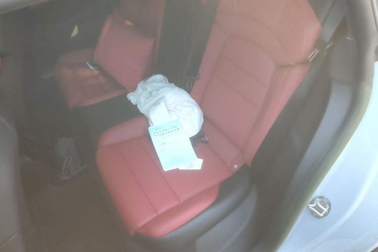 Used Porsche Taycan 2022 Taycan 4S Left Rear Seat