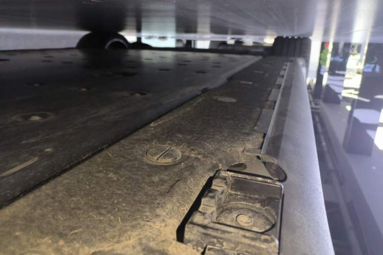 Used Porsche Taycan 2022 Taycan Left Side Sill