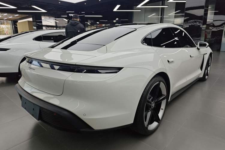 Used Porsche Taycan 2022 Taycan Rear Right 45 Deg