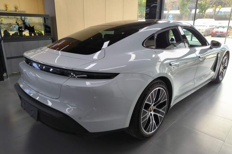 Used Porsche Taycan 2022 Taycan Rear Right 45 Deg
