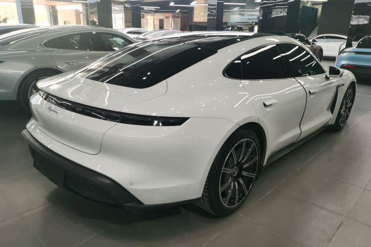 Used Porsche Taycan 2022 Taycan Rear Right 45 Deg