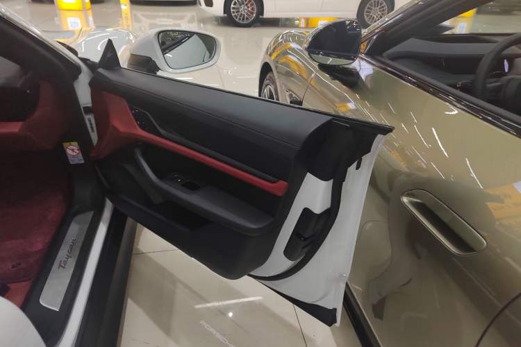 Used Porsche Taycan 2022-Year Updated Taycan Right Front Door Interior