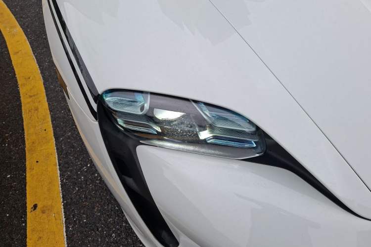 Used Porsche Taycan 2022-Year Restyled Taycan 4S Right Front Headlight