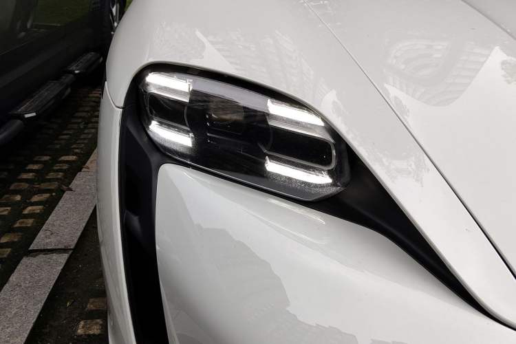 Used Porsche Taycan 2022 Taycan Right Front Headlight