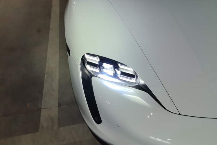 Used Porsche Taycan 2022-Year Updated Taycan Right Front Headlight
