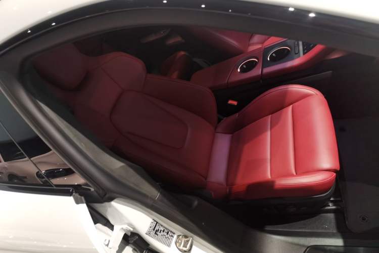 Used Porsche Taycan 2022 Taycan GTS Right Front Seat