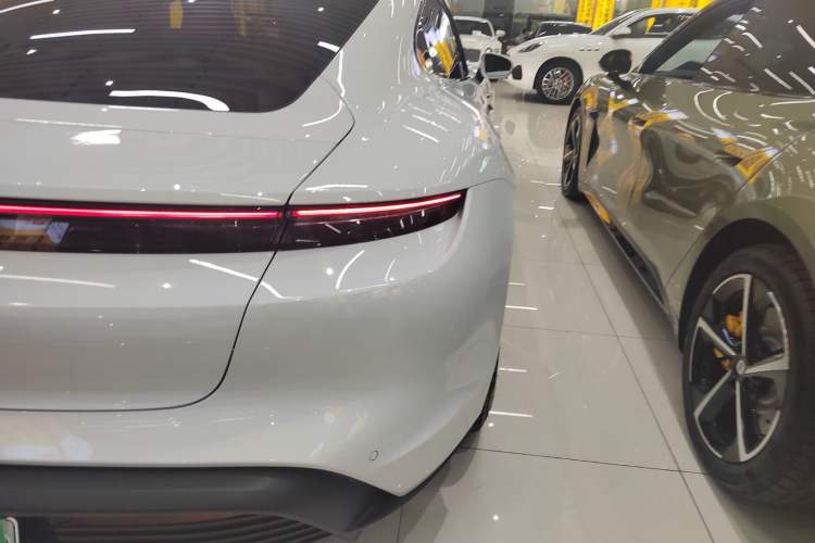 Used Porsche Taycan 2022-Year Updated Taycan Right Rear Taillight