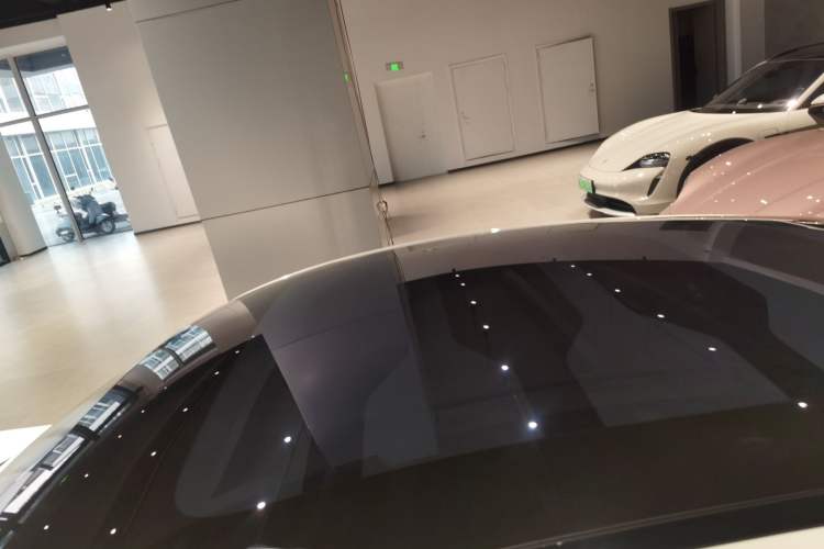 Used Porsche Taycan 2022 Taycan GTS Roof