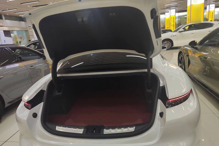 Used Porsche Taycan 2022-Year Updated Taycan Trunk