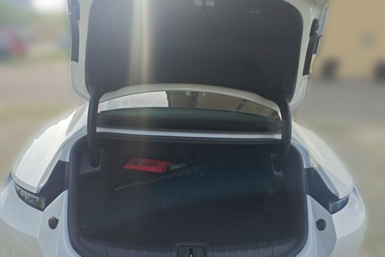 Used Porsche Taycan 2022-Year Updated Taycan Trunk