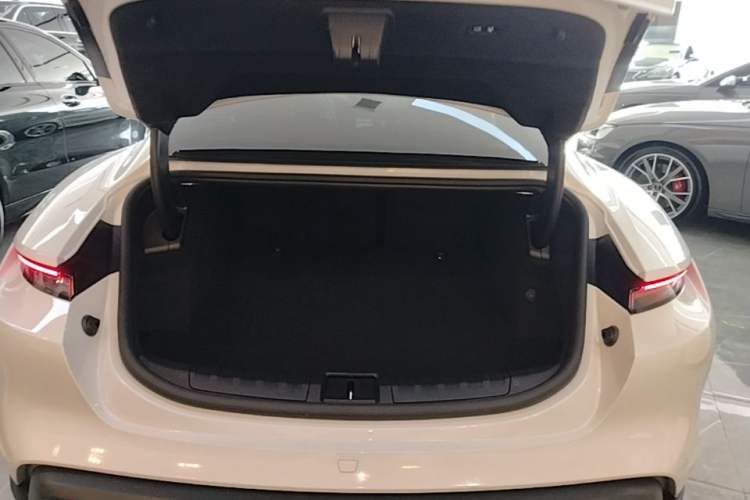 Used Porsche Taycan 2022 Taycan Trunk