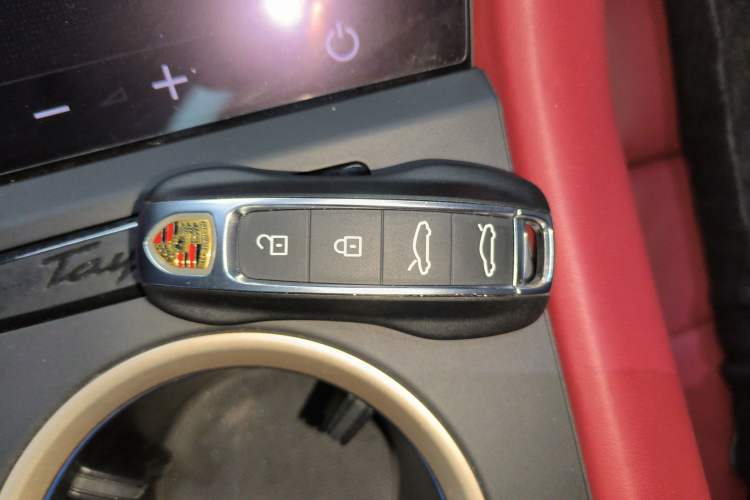Used Porsche Taycan 2022 Taycan Vehicle Key