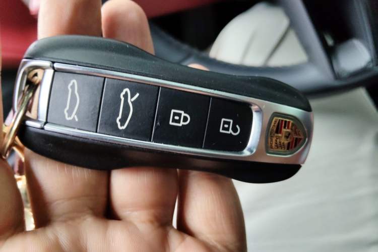 Used Porsche Taycan 2022 Taycan Vehicle Key