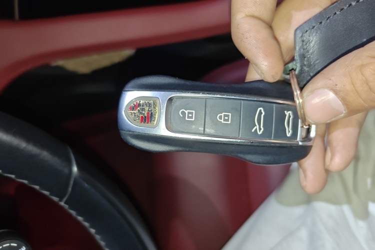 Used Porsche Taycan 2022 Taycan Vehicle Key