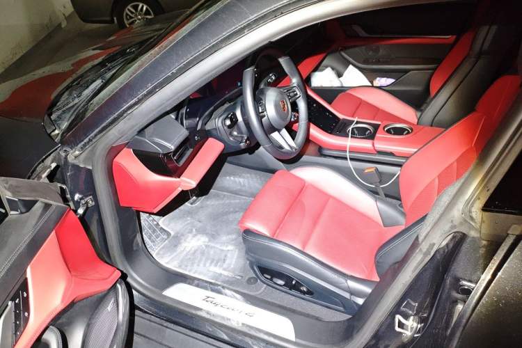 Used Porsche Taycan 2024 Taycan 4 Driver Seat