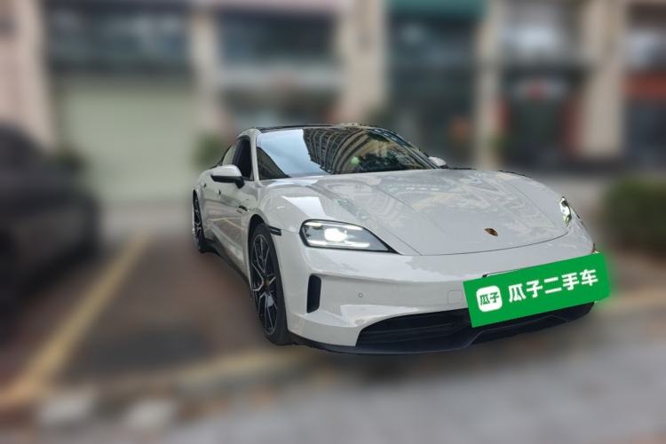 Used Porsche Taycan 2024 Taycan 4 Front Right 45 Deg