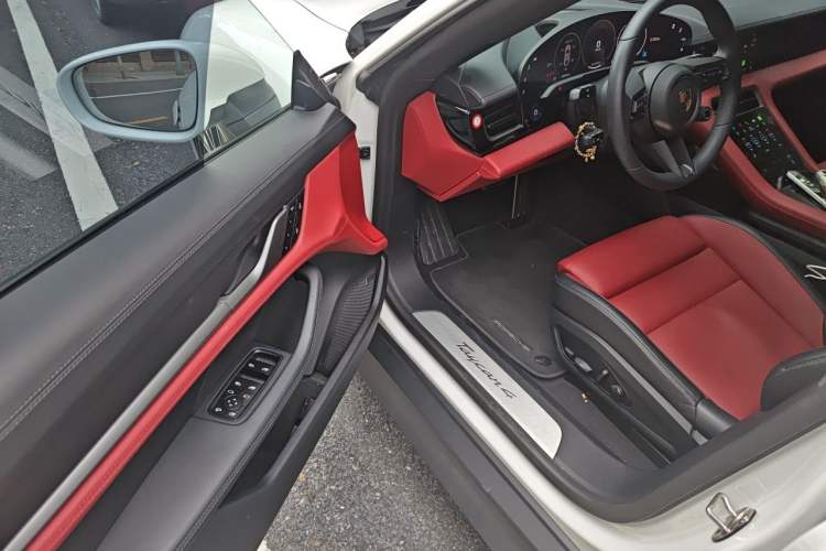 Used Porsche Taycan 2024 Taycan 4 Driver Seat