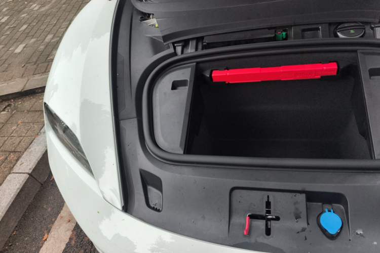 Used Porsche Taycan 2024 Taycan 4 Engine Bay Right