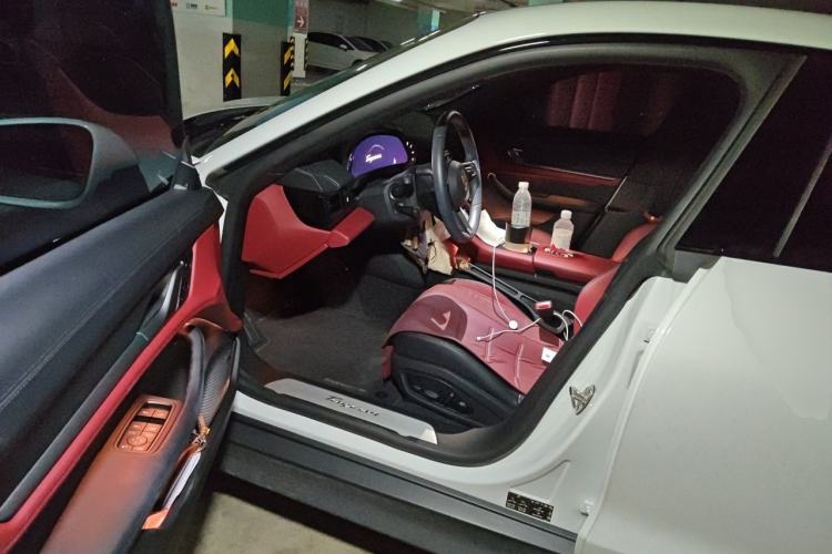Used Porsche Taycan 2025 Taycan Driver Seat