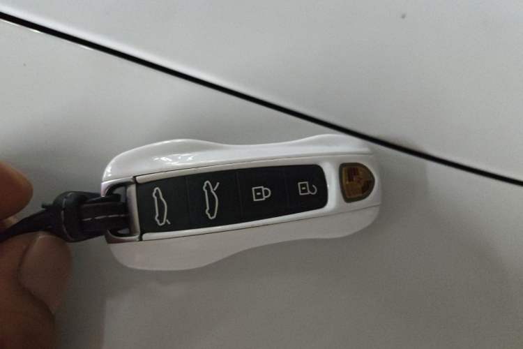 Used Porsche Taycan 2025 Taycan Vehicle Key