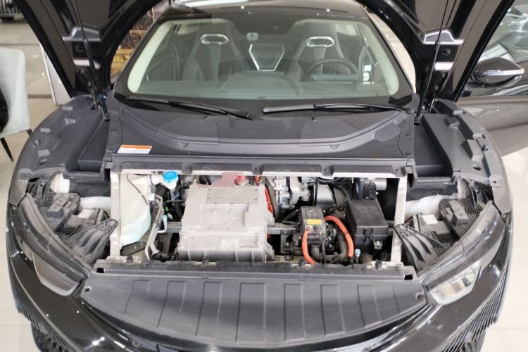 Used Qiantu K50 2018 Standard Model Engine Bay