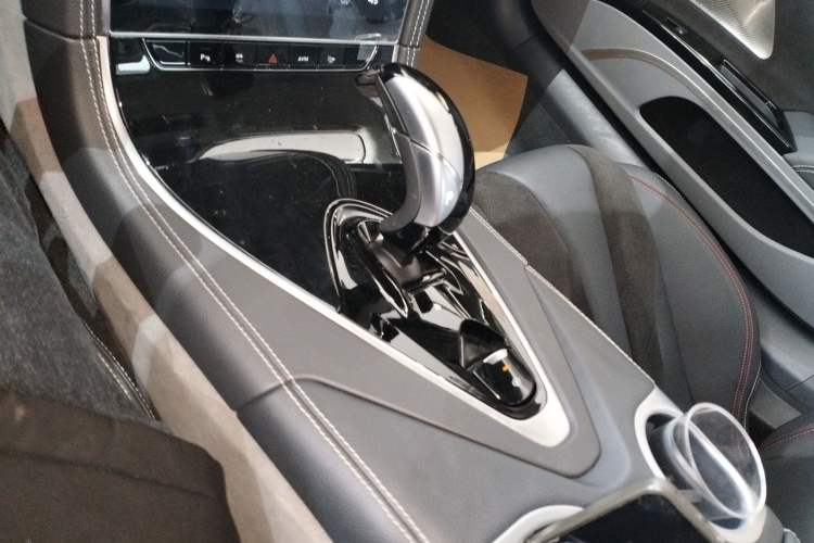 Used Qiantu K50 2018 Standard Model Gear Lever