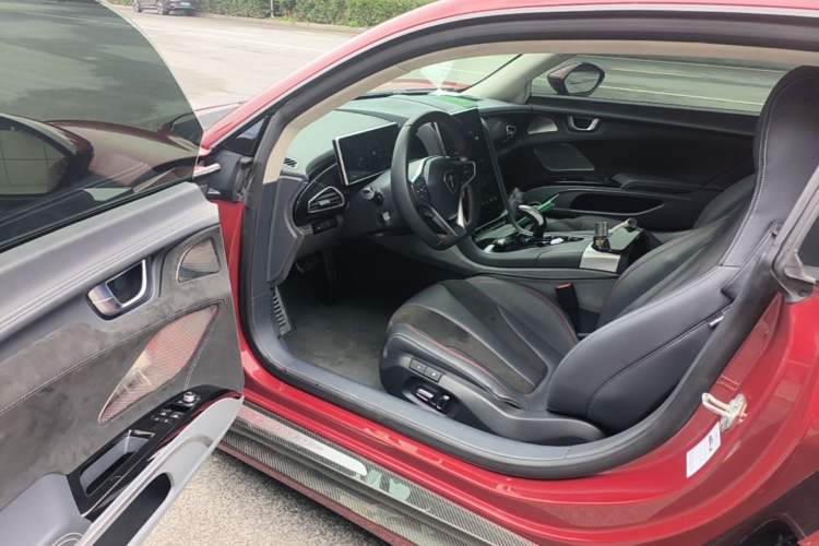 Used Qiantu K50 2018 Standard Model Driver Seat