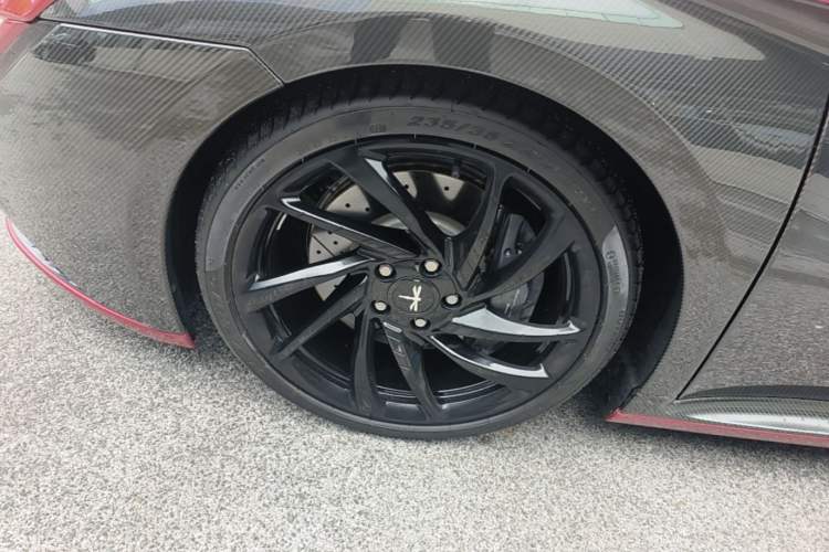 Used Qiantu K50 2018 Standard Model Left Front Wheel Hub