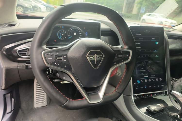 Used Qiantu K50 2018 Standard Model Steering Wheel