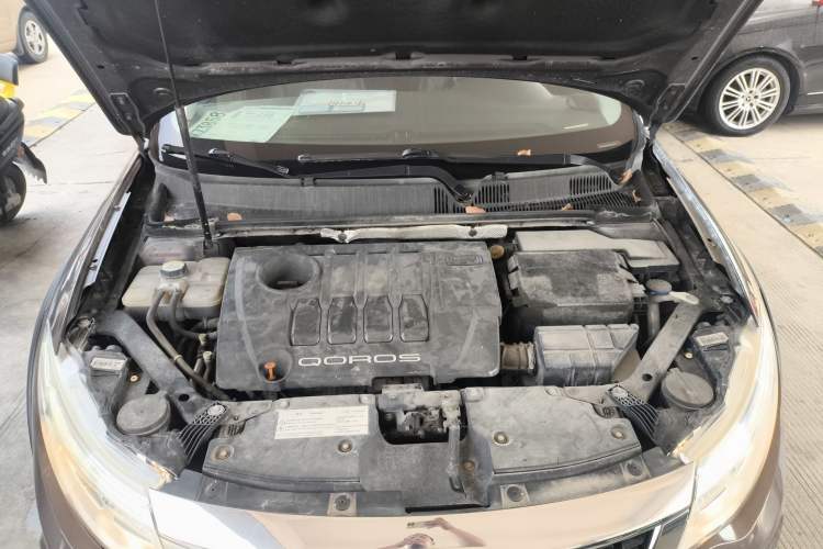 Used Qoros 3 2016 Urban SUV 1.6T Automatic Zhiyue Model Engine Bay