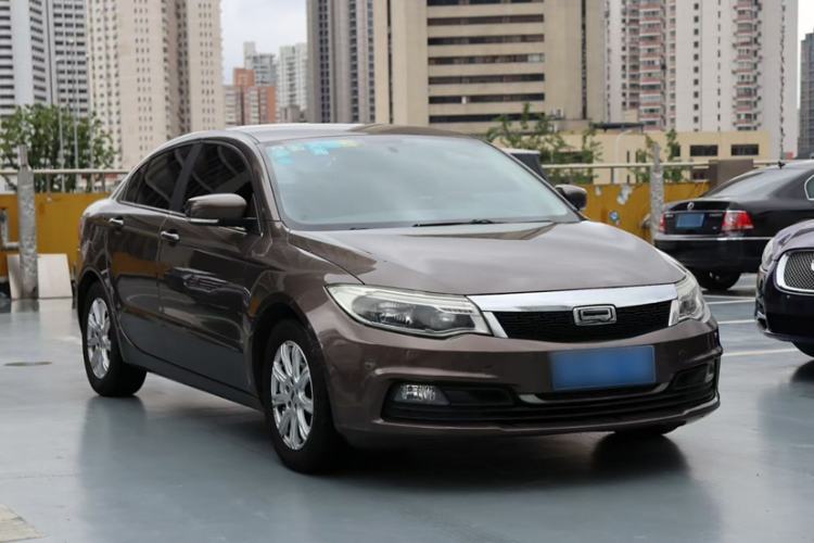 Used Qoros 3 2014 Sedan 1.6L Automatic Zhiyue Model Exterior 2