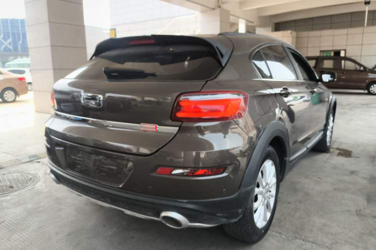 Used Qoros 3 2016 Urban SUV 1.6T Automatic Zhiyue Model Rear Right 45 Deg
