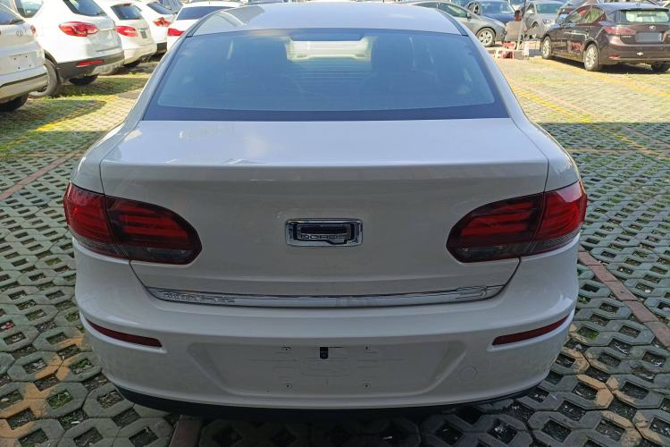 Used Qoros 3 2018 Sedan 1.6L Automatic Leading Model Exterior 4
