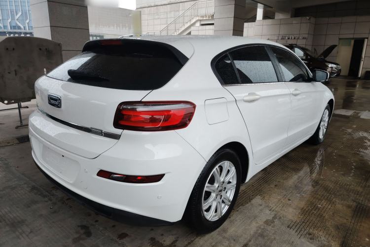 Used Qoros 3 2017 Hatchback 1.6L Automatic Zhiyue Model Rear Right 45 Deg
