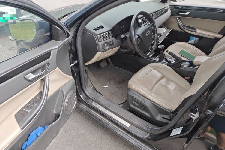Used Qoros 3 2014 Sedan 1.6T Automatic ZhiZhen Model Driver Seat