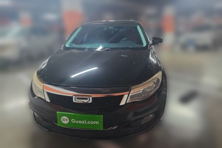 Used Qoros 3 2014 Sedan 1.6L Manual Zhiyue Model Front