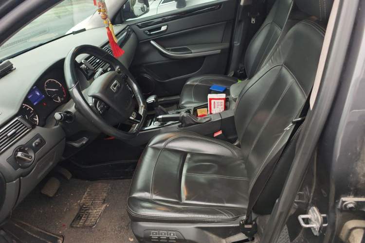 Used Qoros 3 2014 Sedan 1.6T Automatic ZhiZhen Model Left Front Seat