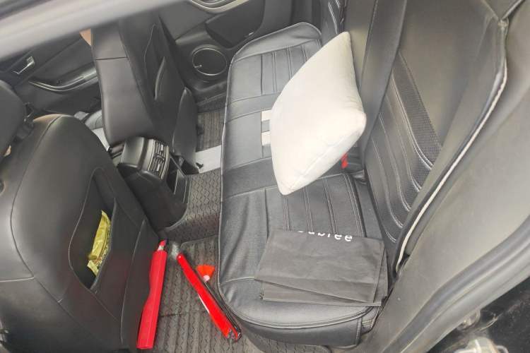 Used Qoros 3 2014 Sedan 1.6T Automatic ZhiZhen Model Left Rear Seat