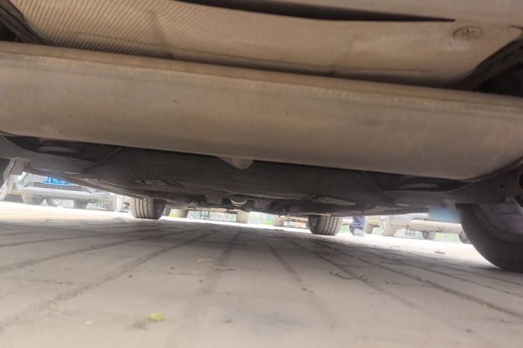 Used Qoros 3 2014 Sedan 1.6T Automatic ZhiZhen Model Chassis Rear