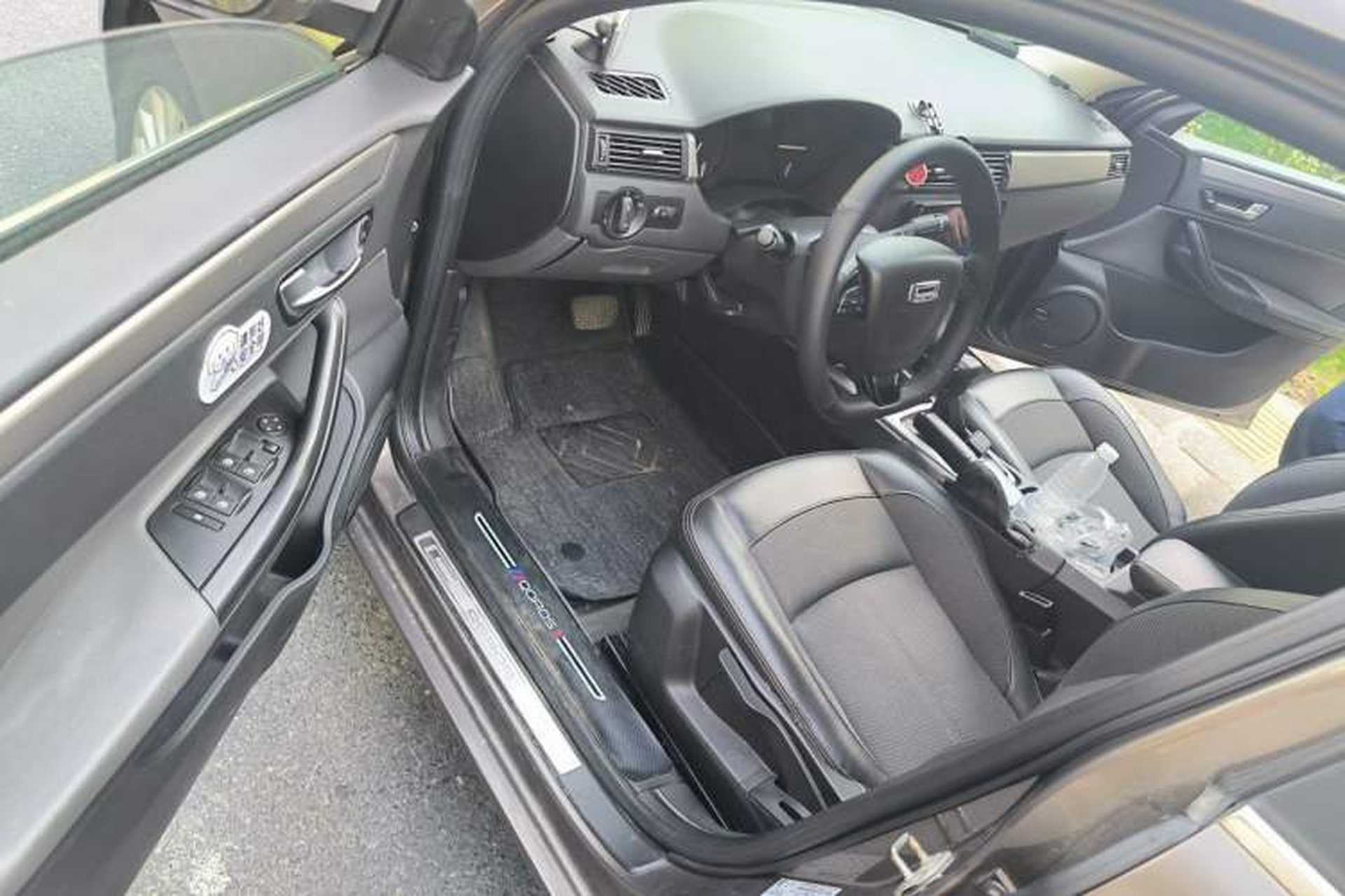 Used Qoros 3 2014 Sedan 1.6T Automatic Zhiyue Model Driver Seat
