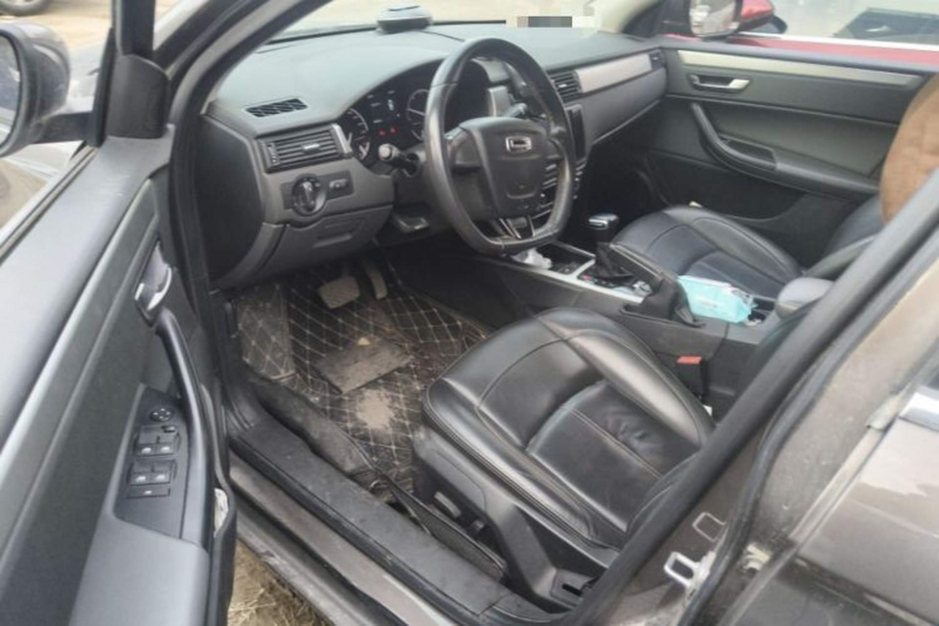 Used Qoros 3 2014 Sedan 1.6L Automatic Zhiyue Enhanced Model Driver Seat