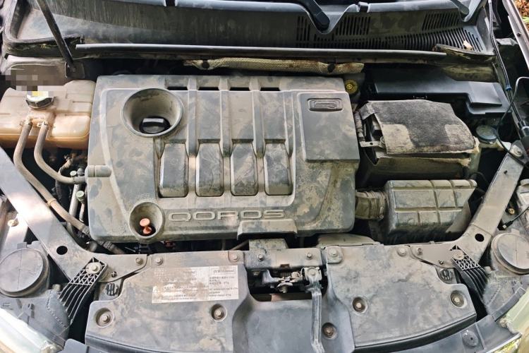 Used Qoros 3 2014 Sedan 1.6T Automatic ZhiZhen Model Engine Bay