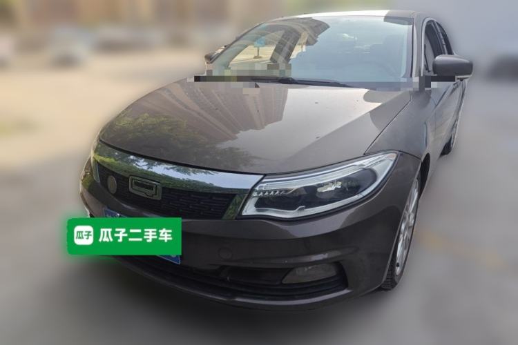 Used Qoros 3 2014 Sedan 1.6L Automatic Zhiyue Model Front
