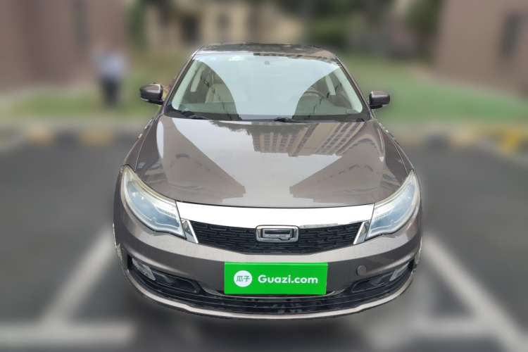 Used Qoros 3 2014 Sedan 1.6L Automatic Zhiyue Model Front
